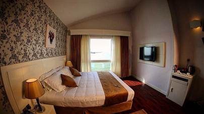 اتاق دو تخته رو به دریا هتل ترنج کیش اتاق دو تخته رو به دریا هتل ترنج کیش